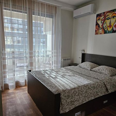 West 65 Apartment เบลเกรด ภายนอก รูปภาพ