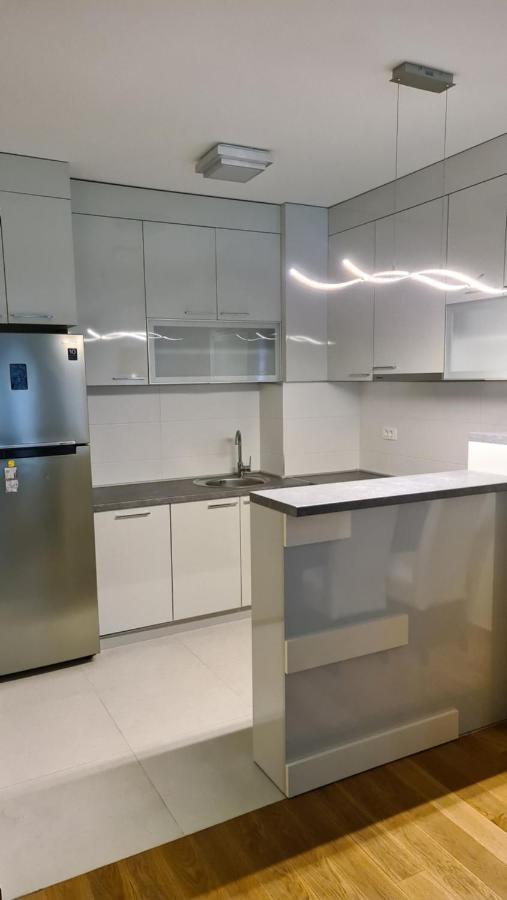 West 65 Apartment เบลเกรด ภายนอก รูปภาพ